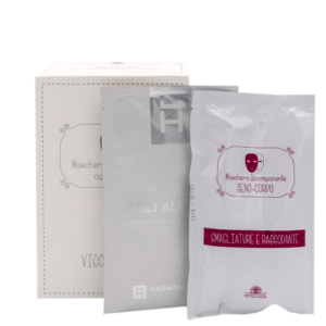 BI-COMPONENT FIRMING MASK FOR BREAST AND STRETCH MARKS<br /><span> POLVERE AGLI ALGINATI | SMAGLIATURE E RASSODANTE</span>